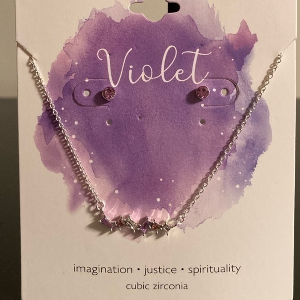 Violet cubic zirconia earrings and necklace set